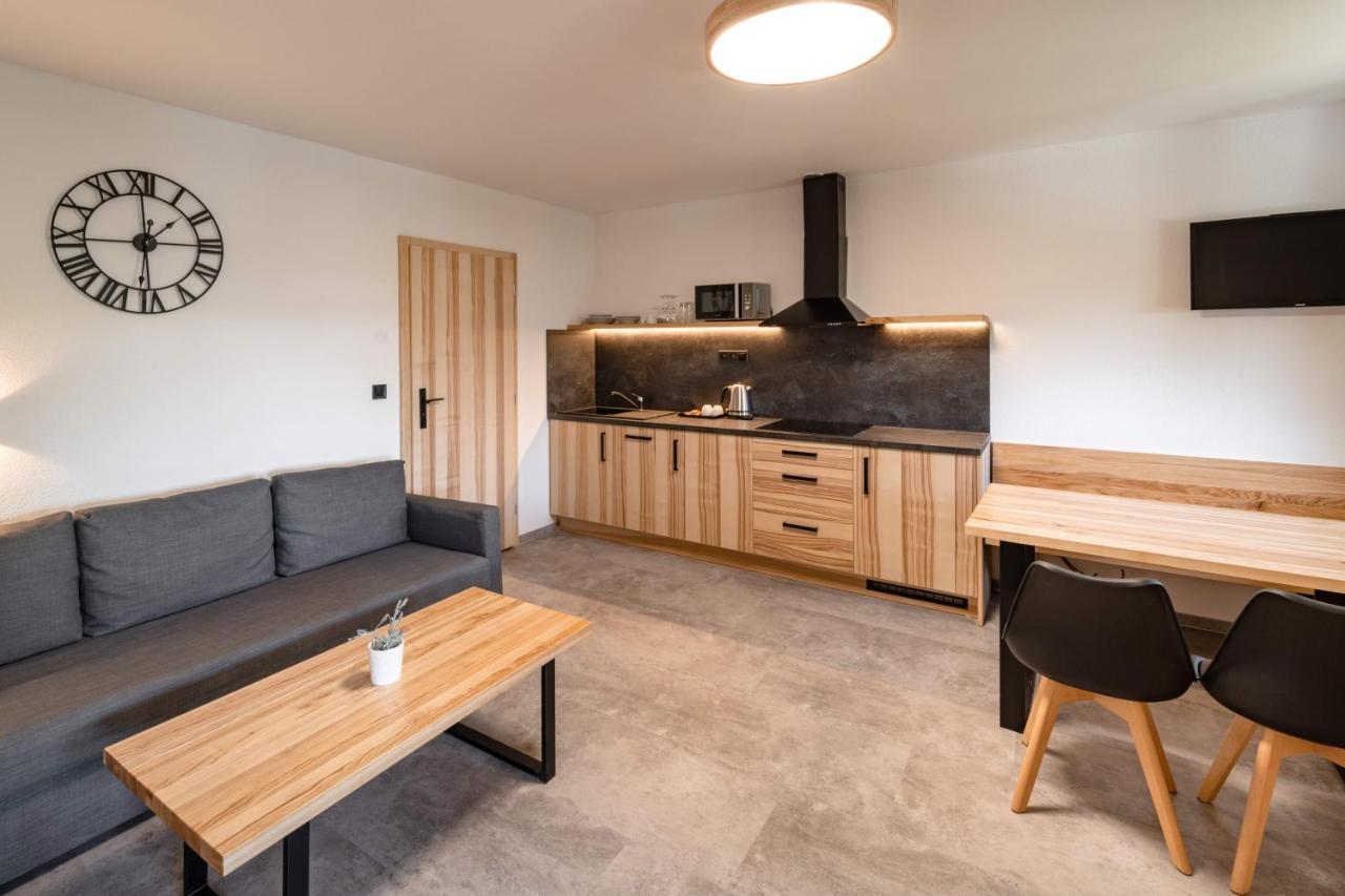 Wellness Aparthotel Martinak Horni Becva ภายนอก รูปภาพ
