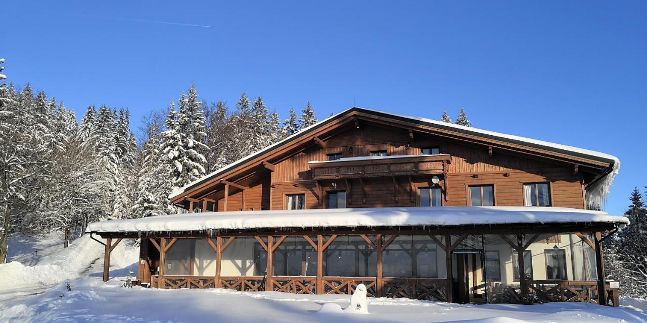 Wellness Aparthotel Martinak Horni Becva ภายนอก รูปภาพ